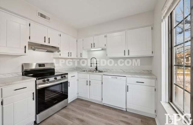 1665 Brownstone Blvd photos photos