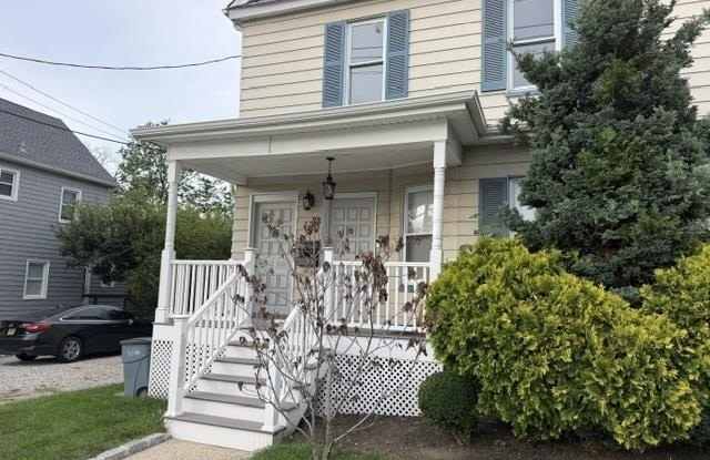 326 DELAWANNA AVE Gallery 1