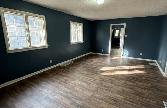 Southeast Indy - 2 BR home Gallery 3