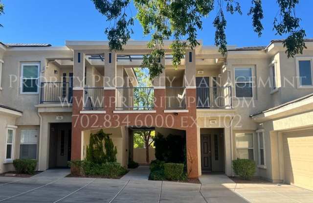 AMBER RIDGE SUMMERLN CONDO MAJOR UPGRADES! 2 CAR GARAGE! - 10701 Pappas Lane, Las Vegas, NV 89144