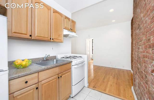 309 East 95th Street photos photos