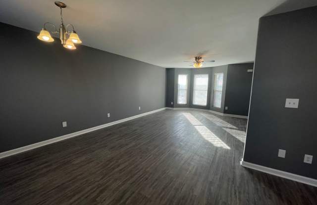 PRE-LEASING FOR AUGUST 2027! UPDATED FEATURES! 1/2 OFF DEPOSIT SPECIAL! Gallery 3