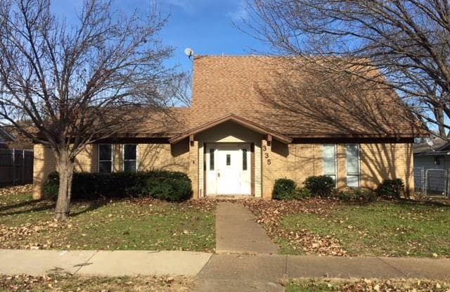 335 Wishing Star Drive - 335 Wishing Star Drive, Duncanville, TX 75116