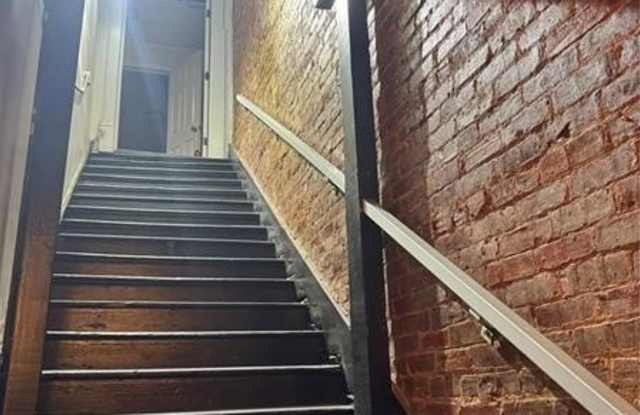 138 EDGEWOOD Avenue Gallery 4