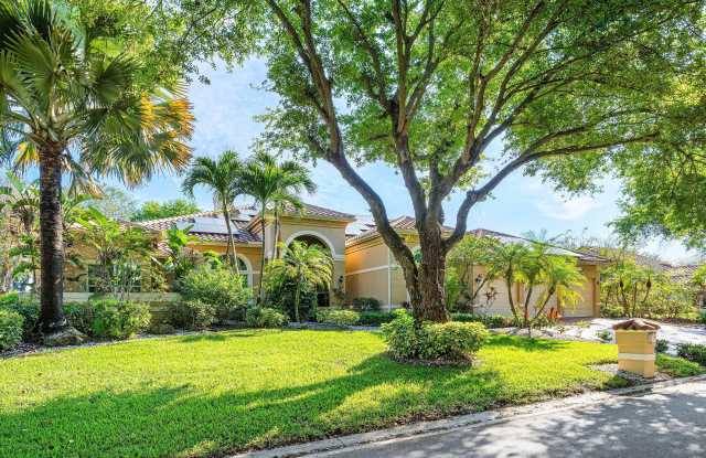 1845 EAGLE TRACE Boulevard Gallery 3