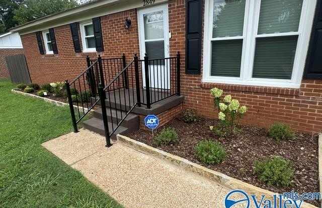 2849 Greenside Drive NW Gallery 4