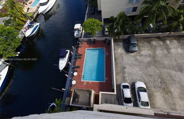 2903 N Miami Beach Blvd - 2903 North Miami Beach Boulevard, North Miami Beach, FL 33160