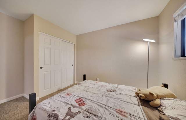 17740 Circle View Drive - 17740 Circle View Drive, Buckhorn, CA 95666