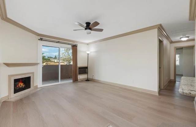 214 Woodland Pkwy unit: 201 Gallery 2