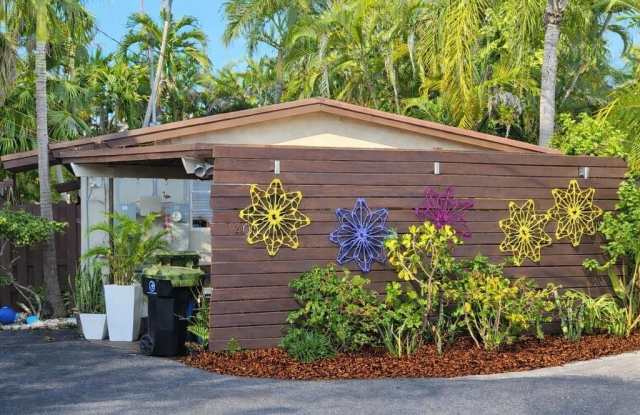 1405 NE 17th St photos photos