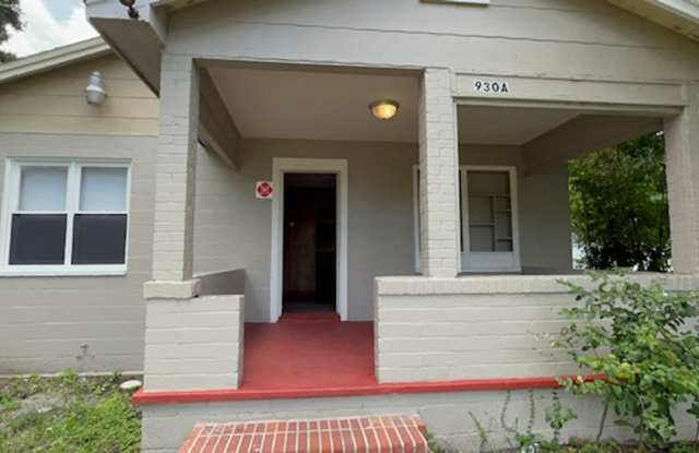 930 18TH Street Gallery 4