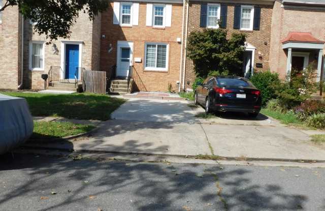 915 PORTNER PLACE - 915 Portner Place, Alexandria, VA 22314