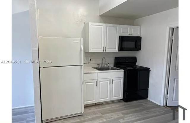 2205 Roosevelt St photos photos 2205 Roosevelt St photos photos
