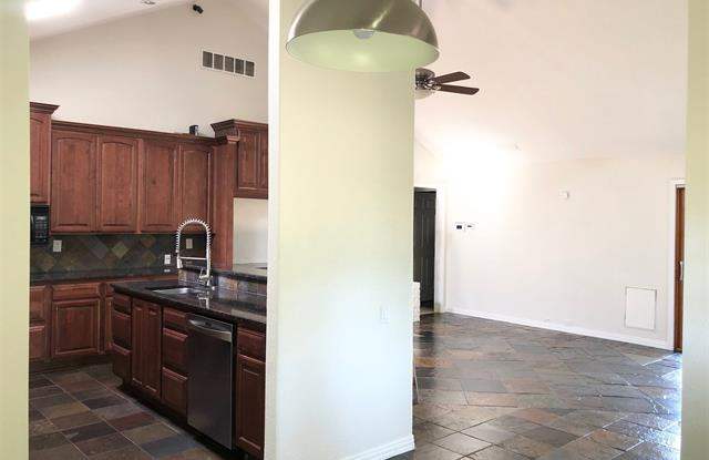 5931 Smoke Glass Gallery 3