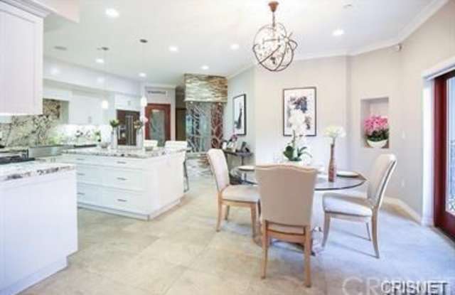 8150 WILLOW GLEN Gallery 2