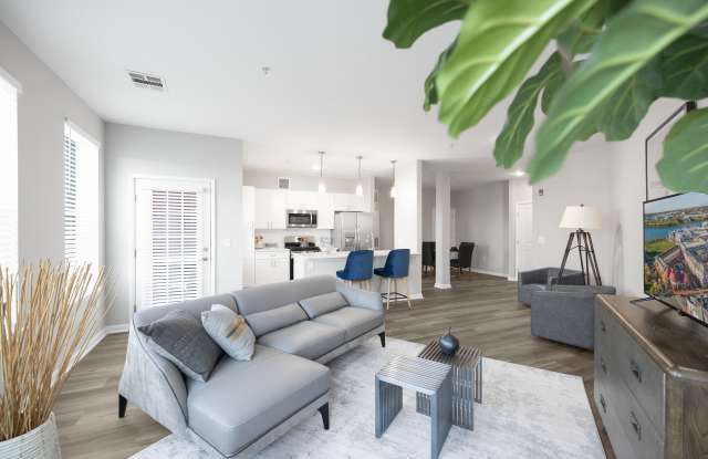 Harbor Pointe photos photos