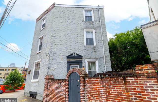 2700-14 SOUTH ST #2714 photos photos