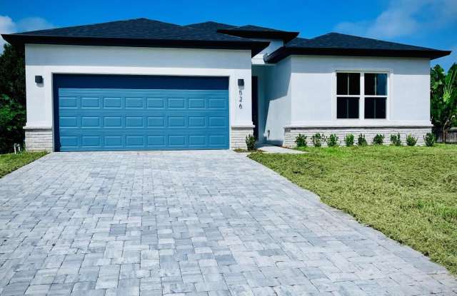 526 Frink Avenue - 526 Frink Avenue, Sebastian, FL 32958 526 Frink Avenue - 526 Frink Avenue, Sebastian, FL 32958