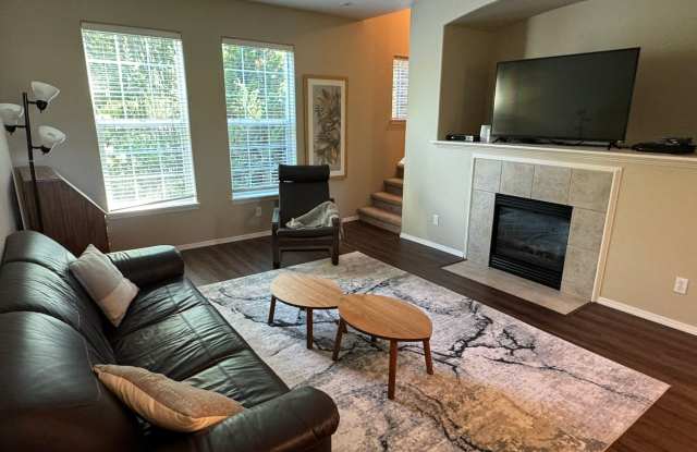 Orenco Station 3 Bed 3.5 Bth + 2-Car Garage + W/D + A/C + Fenced Patio + Large Pets Welcome! photos photos