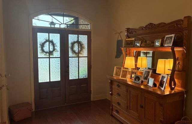11631 Glenwood Circle Gallery 3