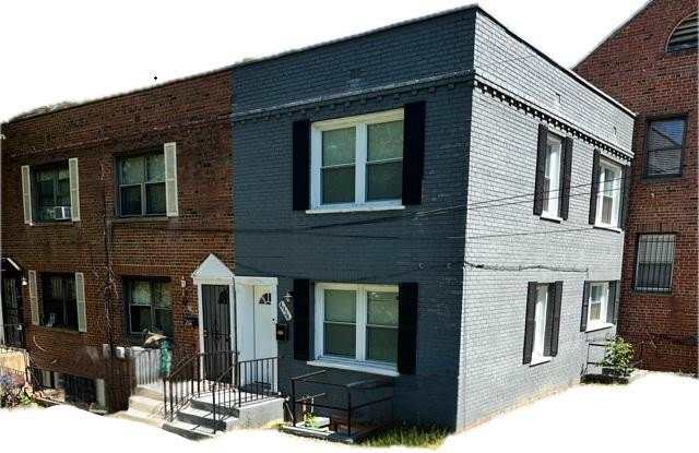 4934 JUST Street NE Gallery 1