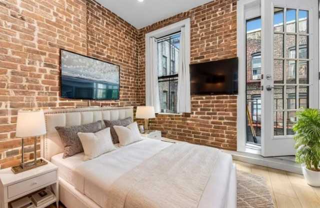 356 West 48th Street photos photos