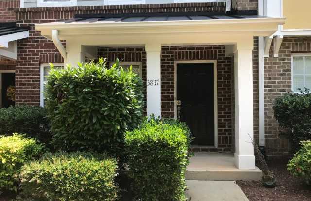 3817 Cary Glen Boulevard Gallery 2