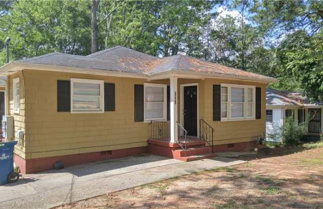 2641 Acadia Street - 2641 Acadia Street, East Point, GA 30344