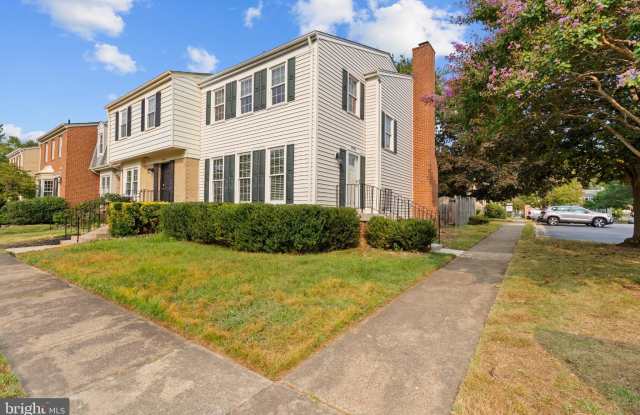 9932 LONGFORD Court - 9932 Longford Court, Oakton, VA 22181