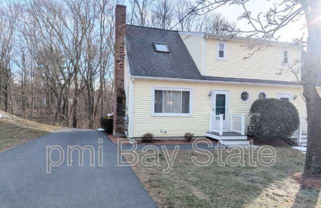 103 Hayward St - 103 Hayward Street, Franklin, MA 02038