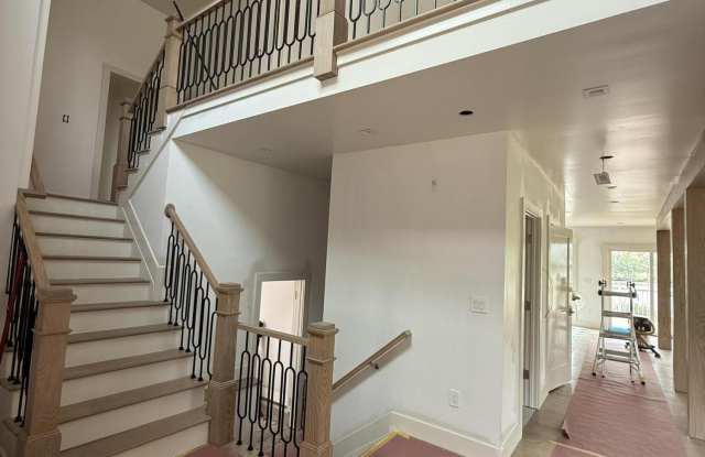 4 Interlaken Drive photos photos