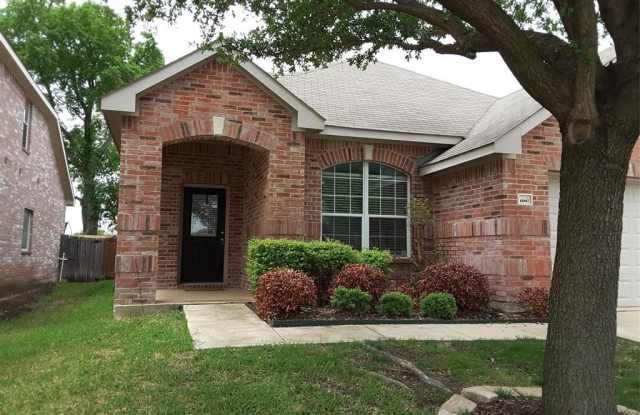 15617 Gatehouse Drive - 15617 Gatehouse Drive, Fort Worth, TX 76262