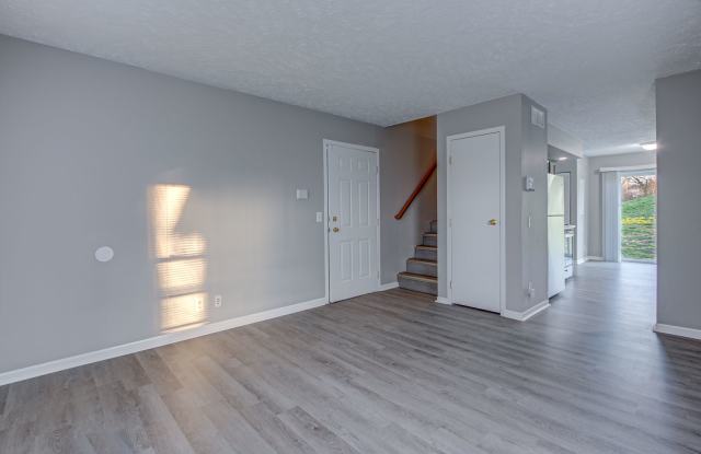 Remodeled 4 Bedroom Home with Downstairs Bedroom Suite, Garage, and Brand New Central A/C & Heat Gallery 4