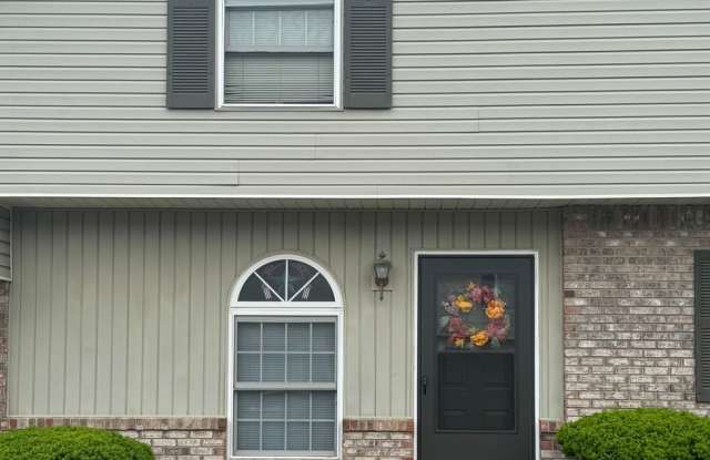 712 E Sherwood Hills Gallery 1