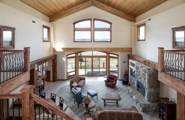 Private Hillside Ranch Home Available Winter 2026-2027 Gallery 4