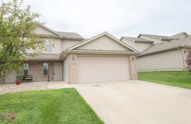 Large Duplex in Vanderveen photos photos