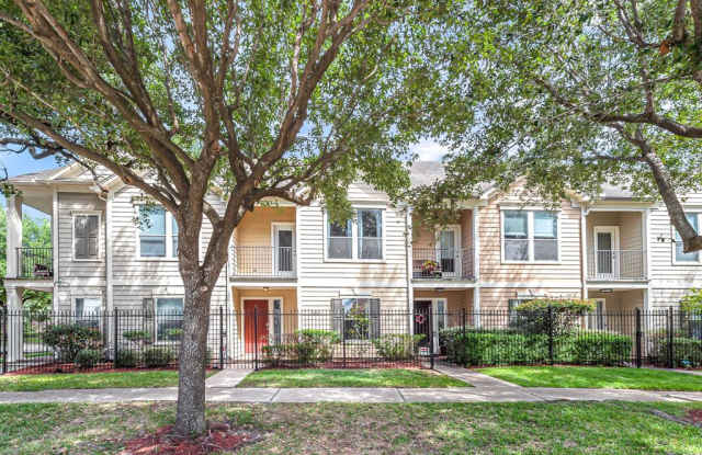 2909 Paige St Street - 2909 Paige Street, Houston, TX 77004