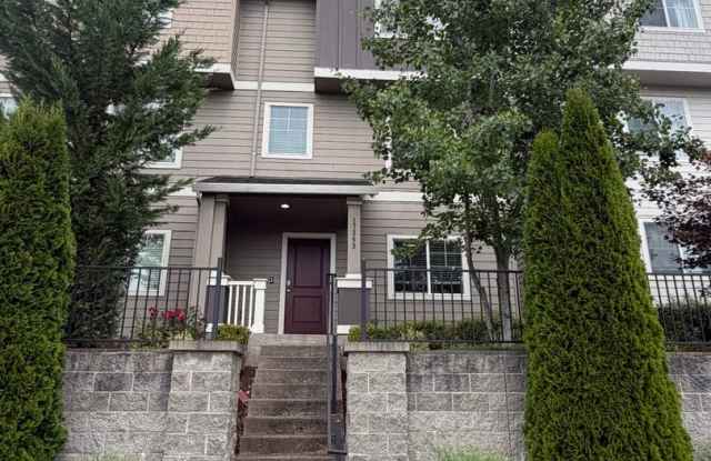 Rent-Ready 4-Bedroom Home in the Heart of Bethany! photos photos