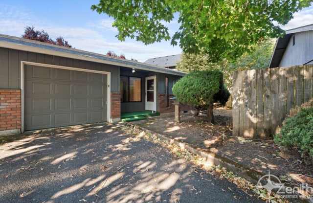 3103 NE Whitman Ave. - 3103 Northeast Whitman Avenue, Vancouver, WA 98662