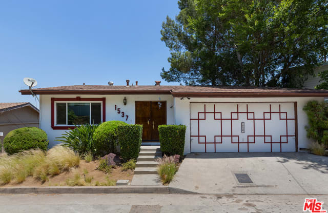 1537 Silverwood Dr - 1537 Silverwood Drive, Los Angeles, CA 90041