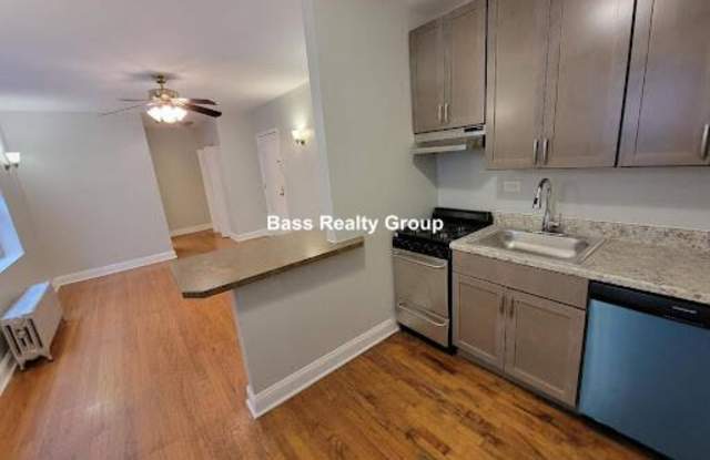 1353 West Greenleaf Ave. photos photos