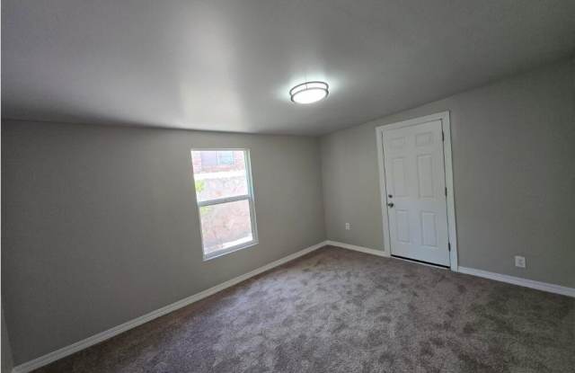 3909 Sunrise Avenue Gallery 2