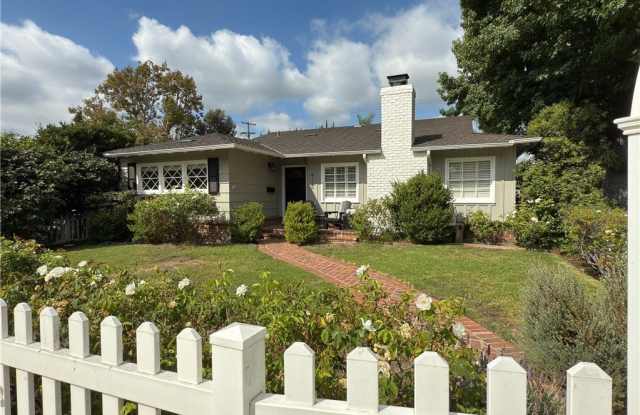 4125 Bakman Avenue - 4125 Bakman Avenue, Los Angeles, CA 91604