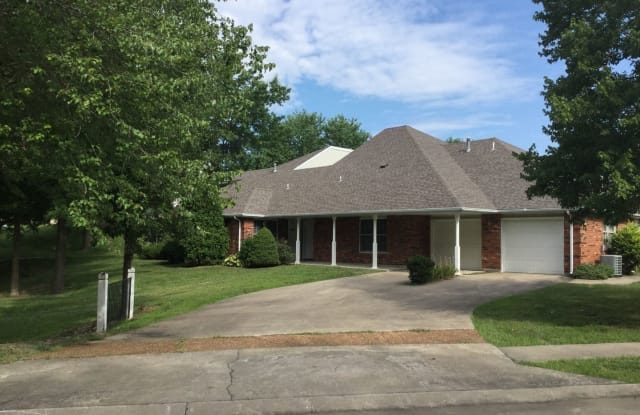 4813 Brandon Woods - 4813 Brandon Woods Street, Columbia, MO 65203 4813 Brandon Woods - 4813 Brandon Woods Street, Columbia, MO 65203