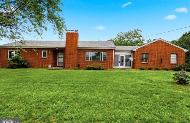 3044 N FREDERICK Pike Gallery 2