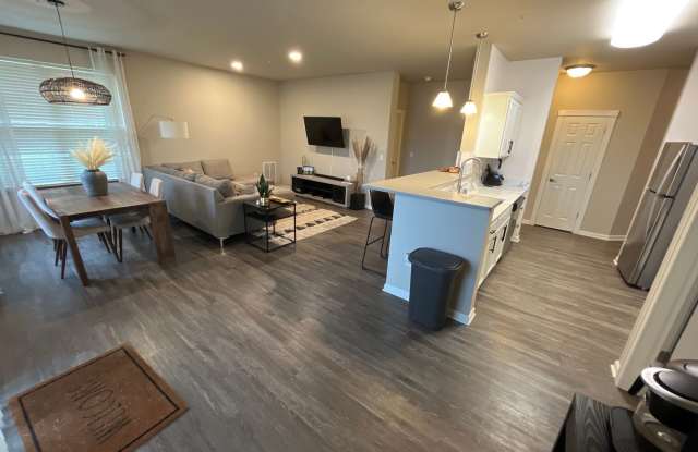 5192 Sassafras Drive #110 Gallery 2