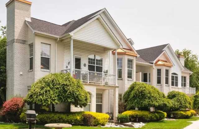 232 Adams Pointe Boulevard photos photos