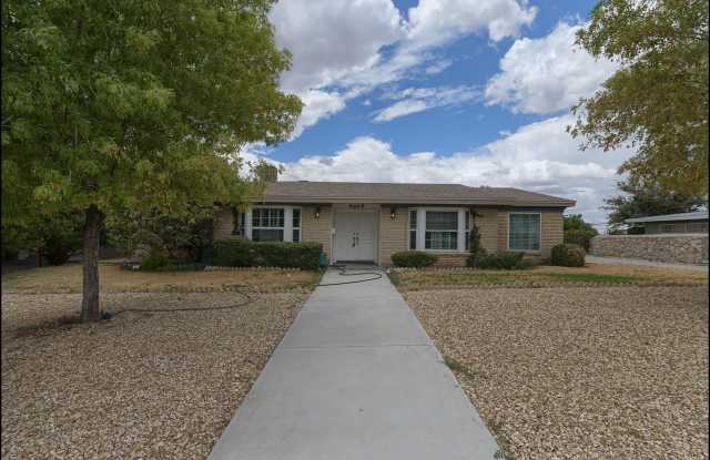 4040 Bancroft Drive - 4040 Bancroft Drive, El Paso, TX 79902