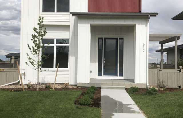 612 W Grange Ct Gallery 2