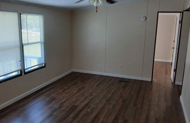 102 Singletary Street Gallery 2